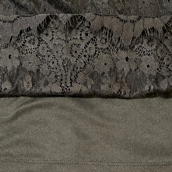 Francesca’s Black Lace Dress with Cutouts at Shoulders/Waist/Hem Large - Picture 9 of 11